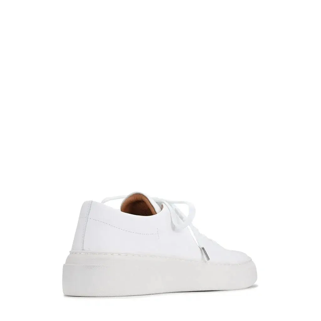 MINIMAL SNEAKER