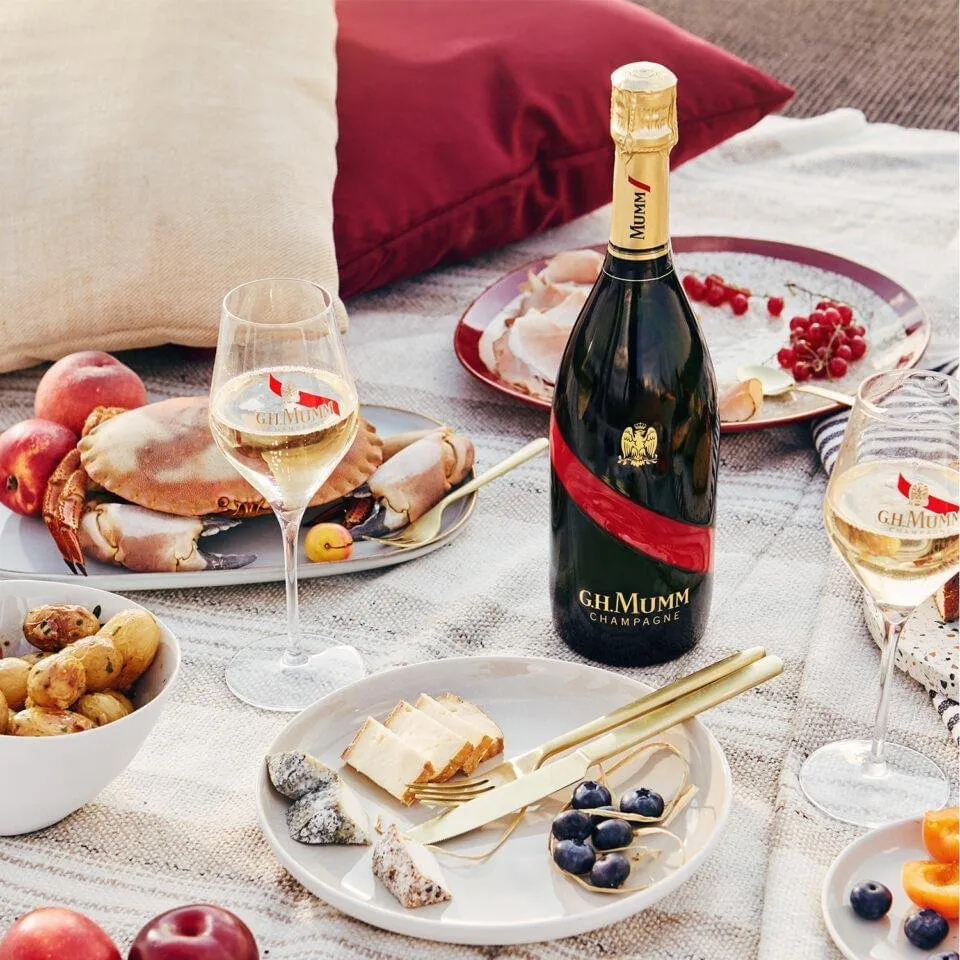 Mumm Grand Cordon Brut Champagne