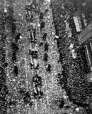 New York Graf Zeppelin Parade 1928  3993