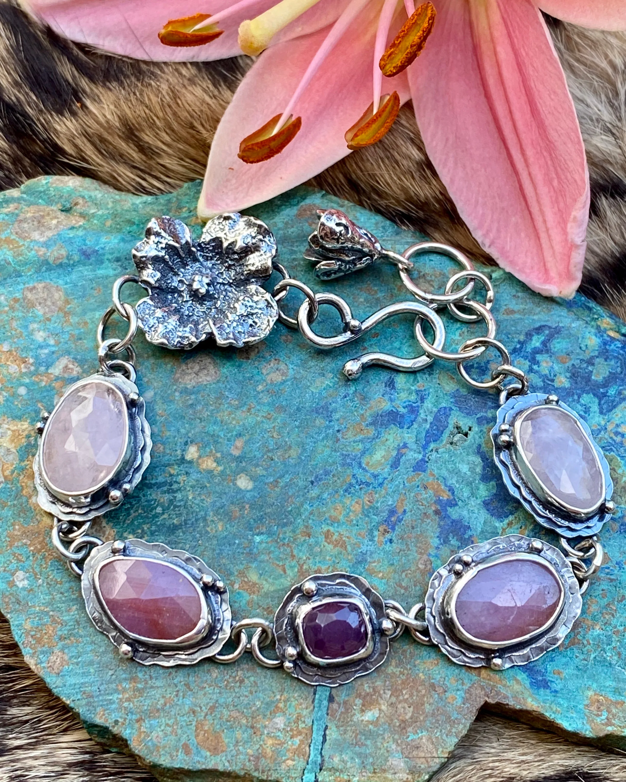 Ombré Poppy morganite, sapphire and ruby bracelet