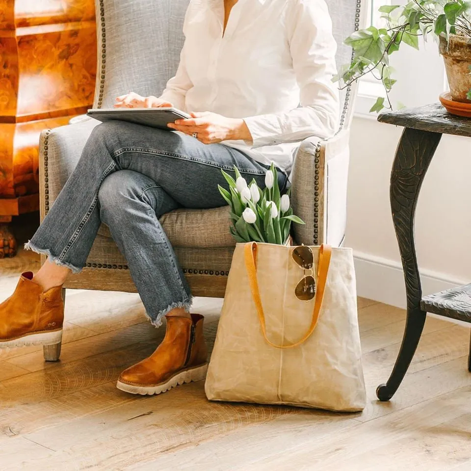 Over-the-Shoulder City TOTE | Tan/Sand WAXED LINEN Outside | Fully Lined