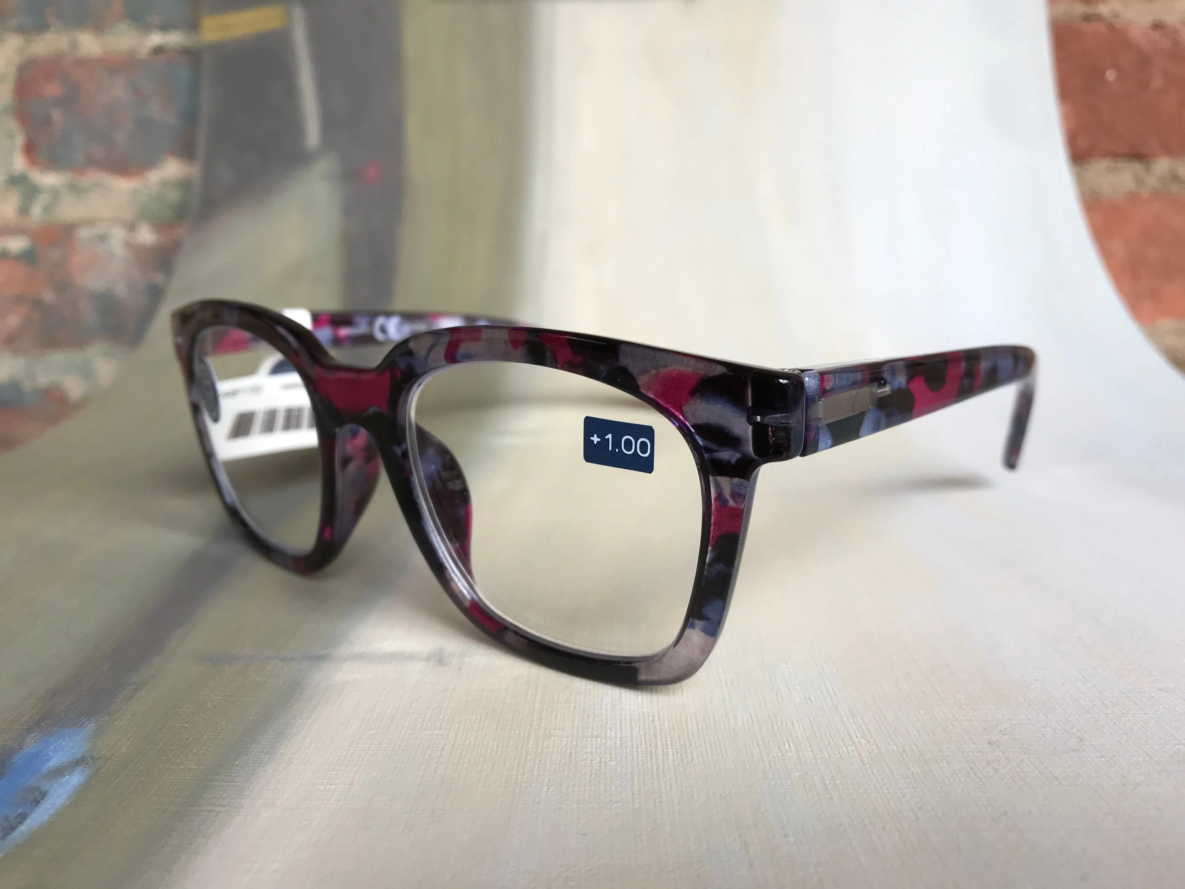 Peepers To the Max Pink Quartz Readers