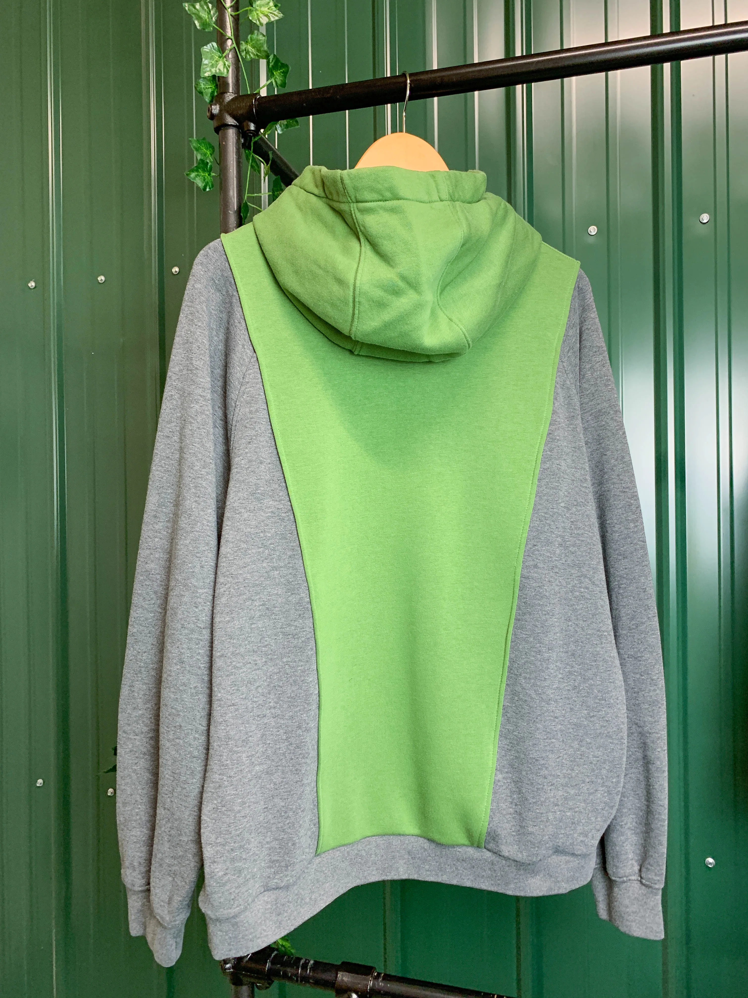 "1 of 1" Nike Side Split Hoodie (L)