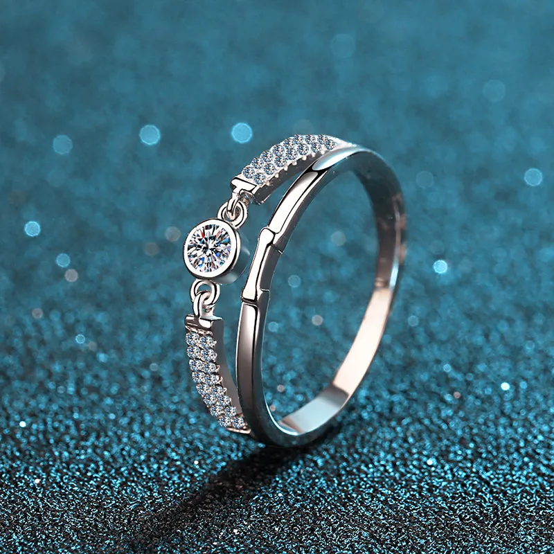 Round Moissanite Diamond Split Shank Ring