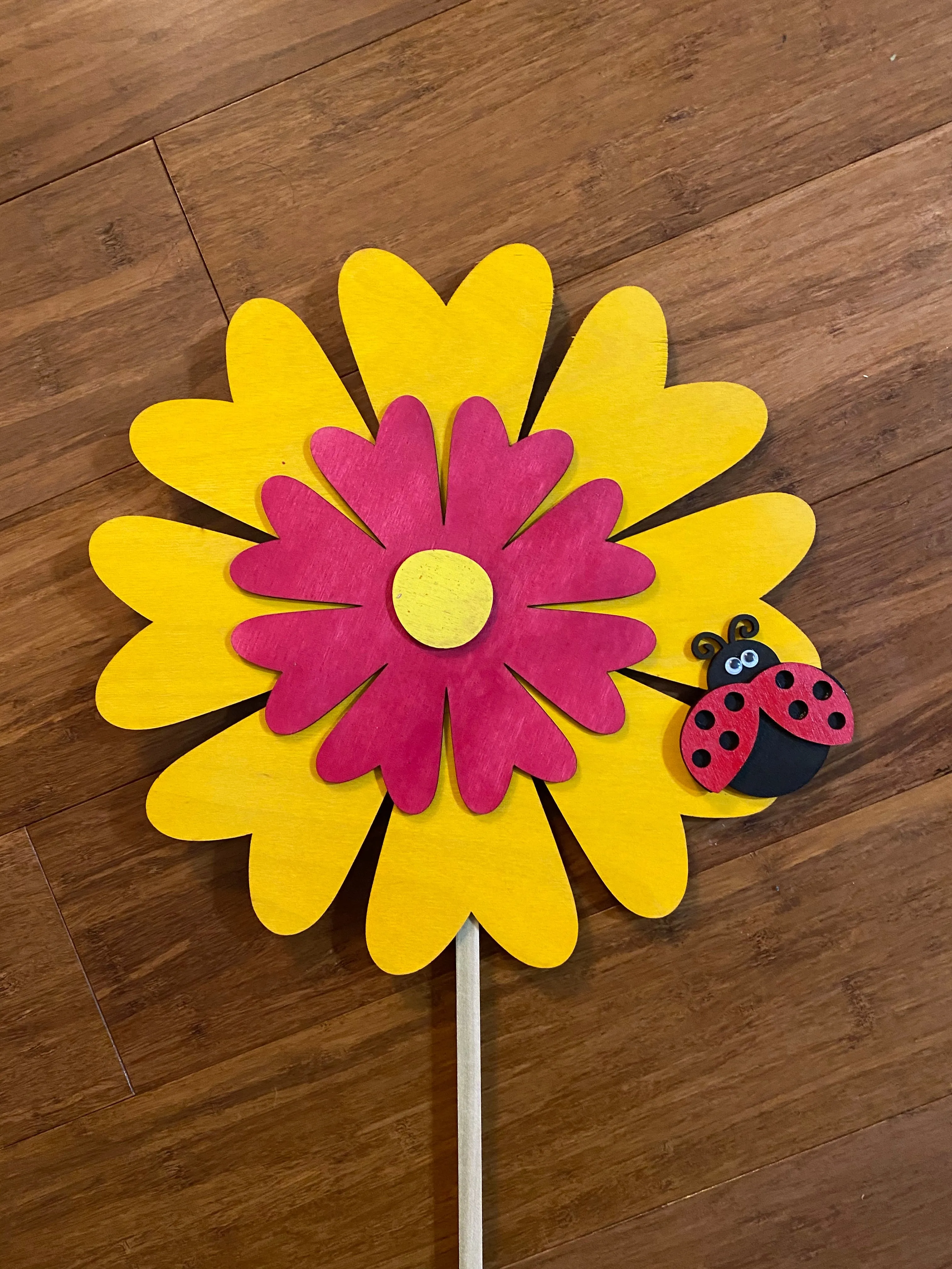 Shimmering Daisy and Ladybug Wooden Garden Stake