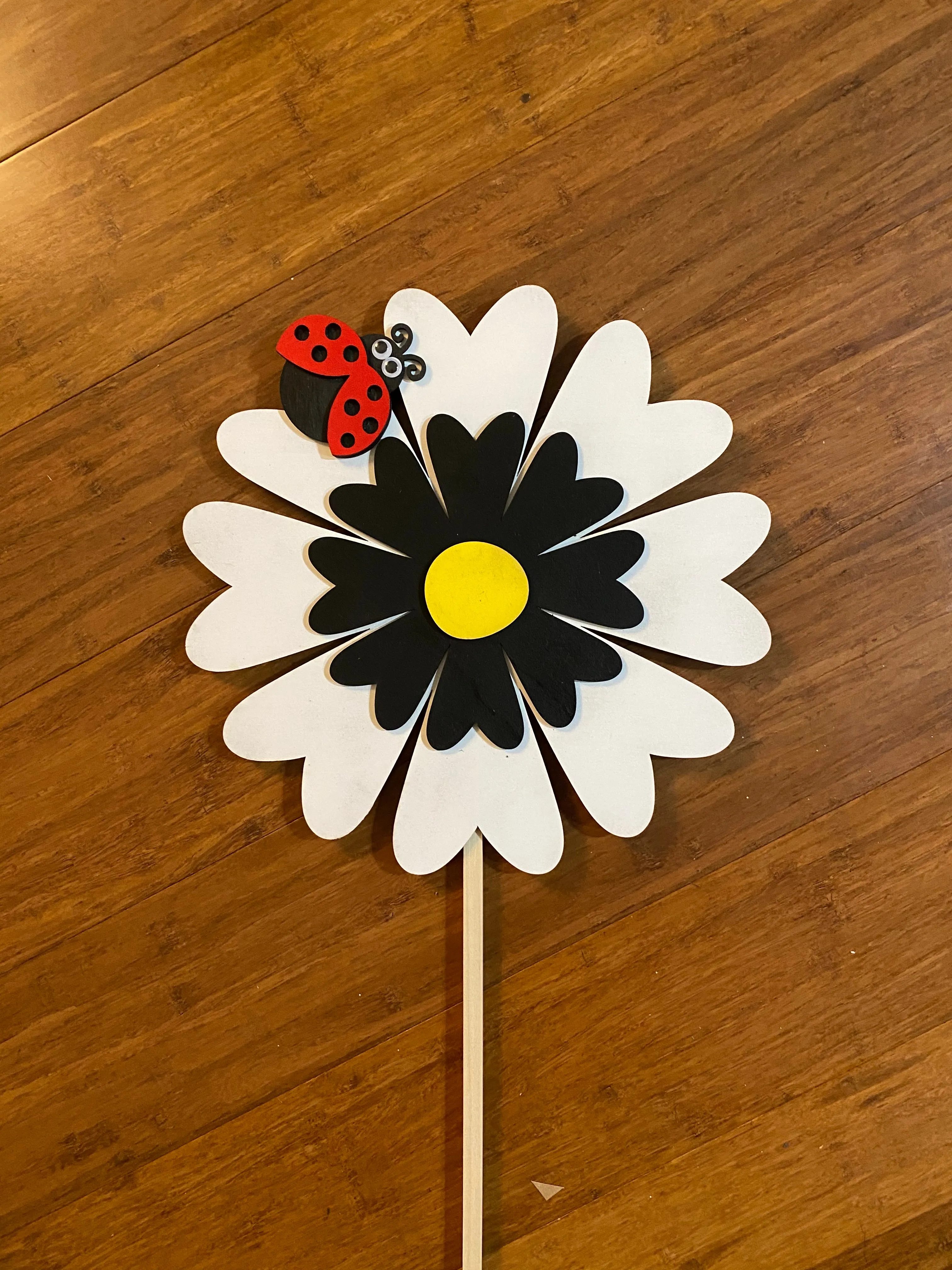 Shimmering Daisy and Ladybug Wooden Garden Stake
