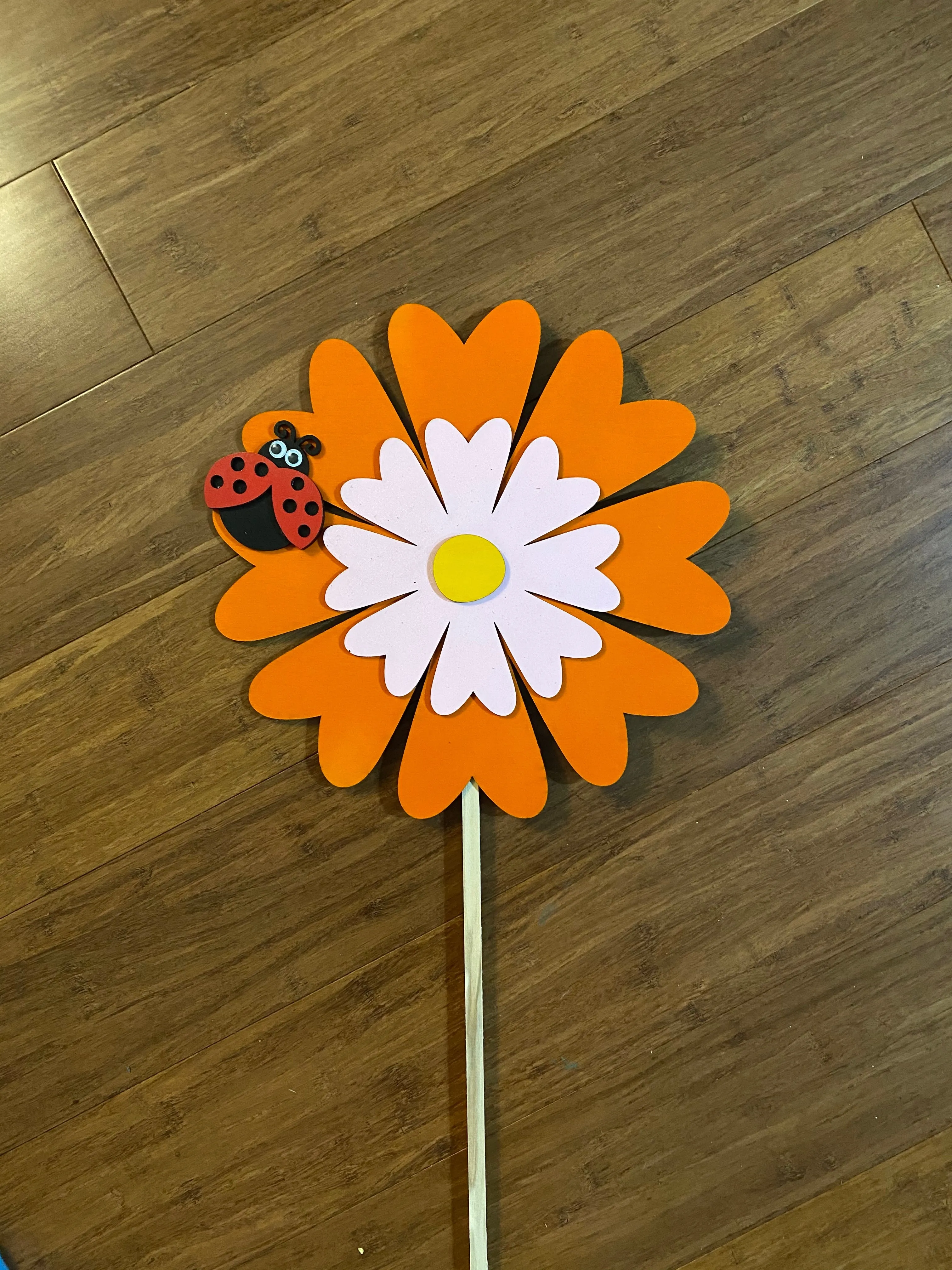 Shimmering Daisy and Ladybug Wooden Garden Stake
