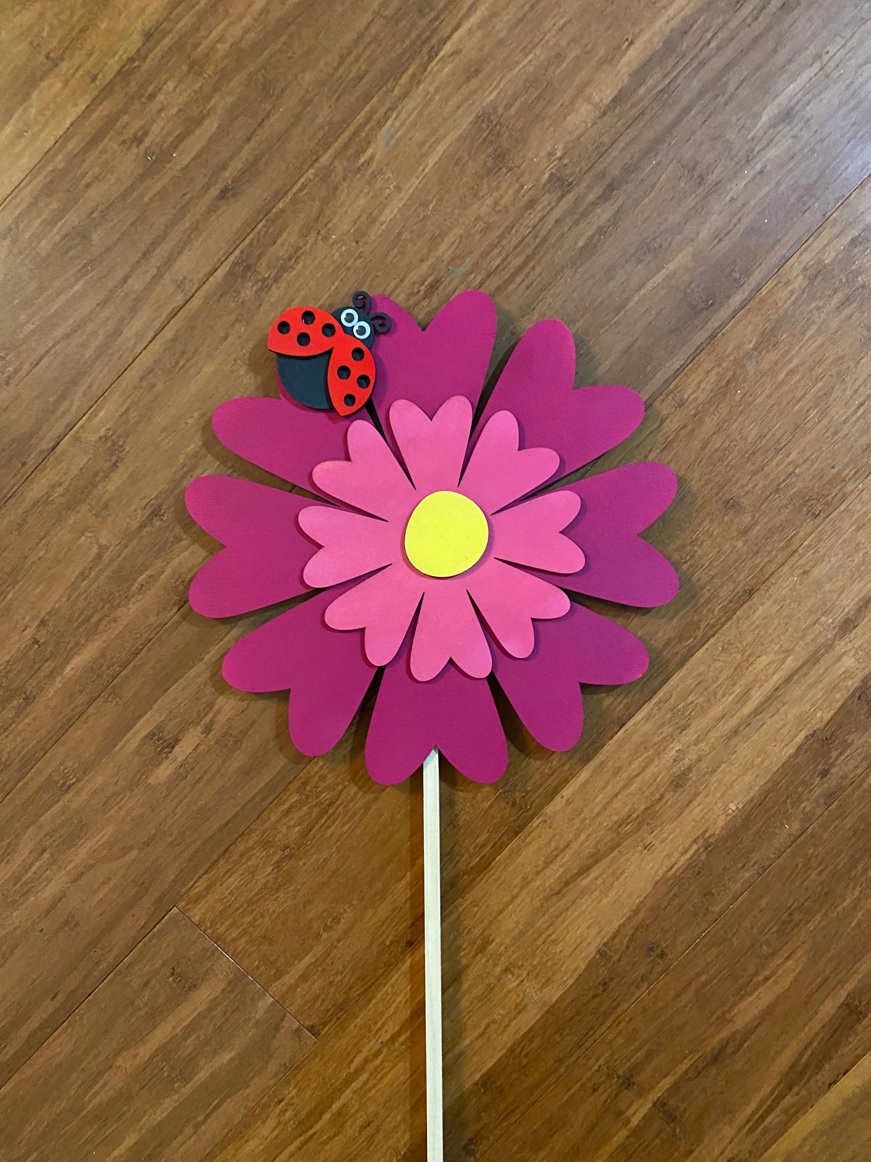 Shimmering Daisy and Ladybug Wooden Garden Stake