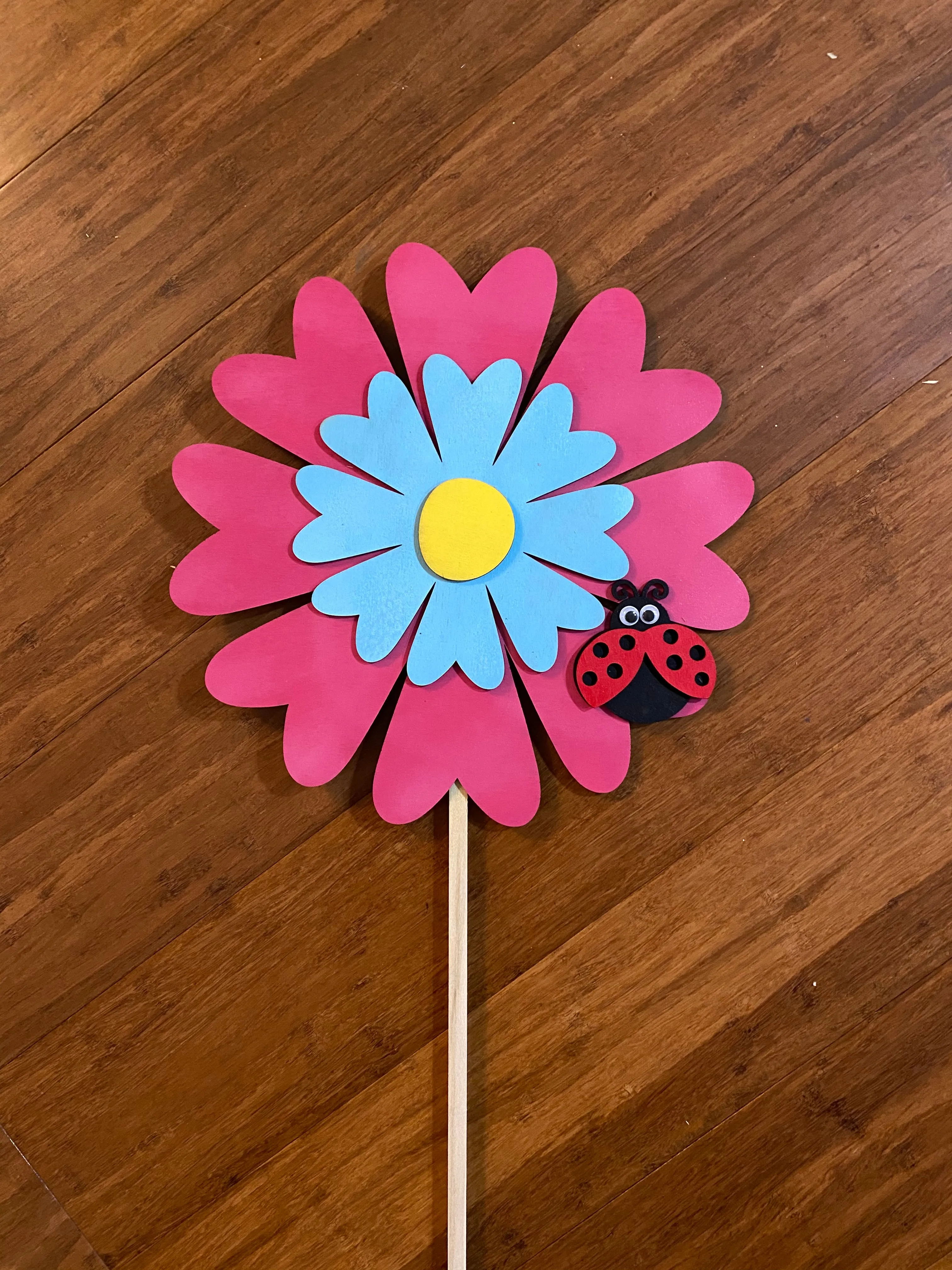 Shimmering Daisy and Ladybug Wooden Garden Stake