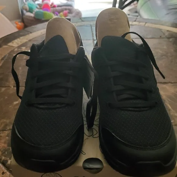 Skechers Unisex-Child Dreamy Dancer-Simply Bold Sneaker 4 new in box
