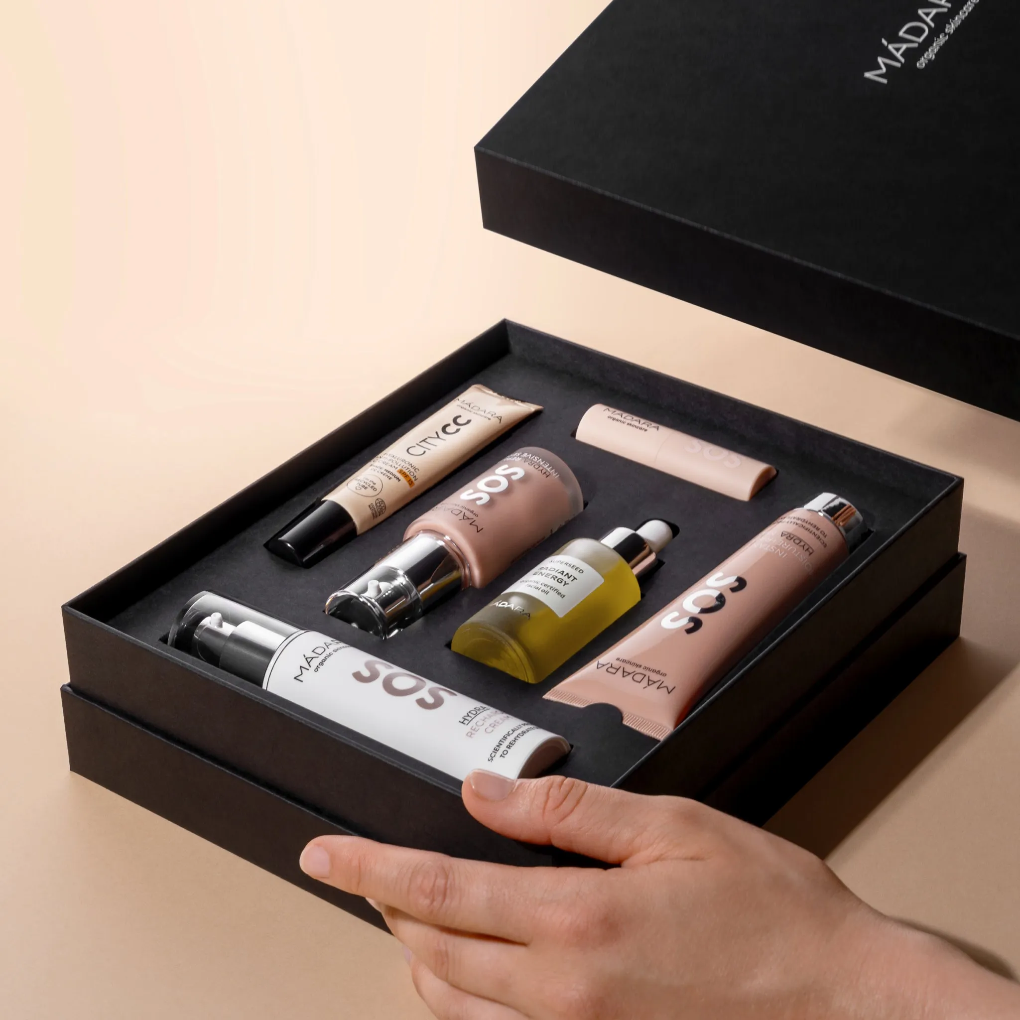 *Skin Retreat Luxurious Skincare Routine Set