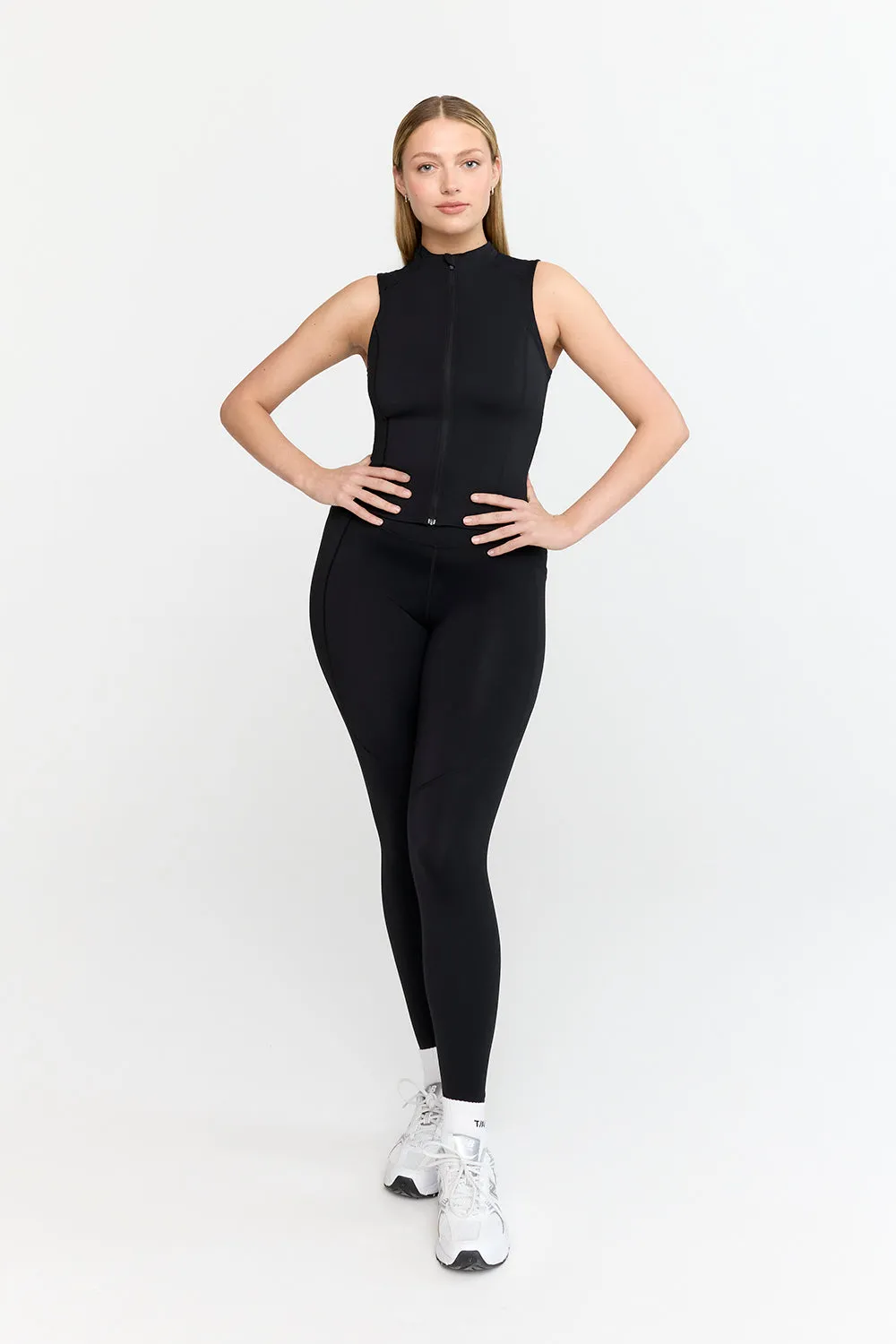 SKINLUXE SLEEVELESS ZIP THROUGH RUNNING TOP - SHADOW BLACK