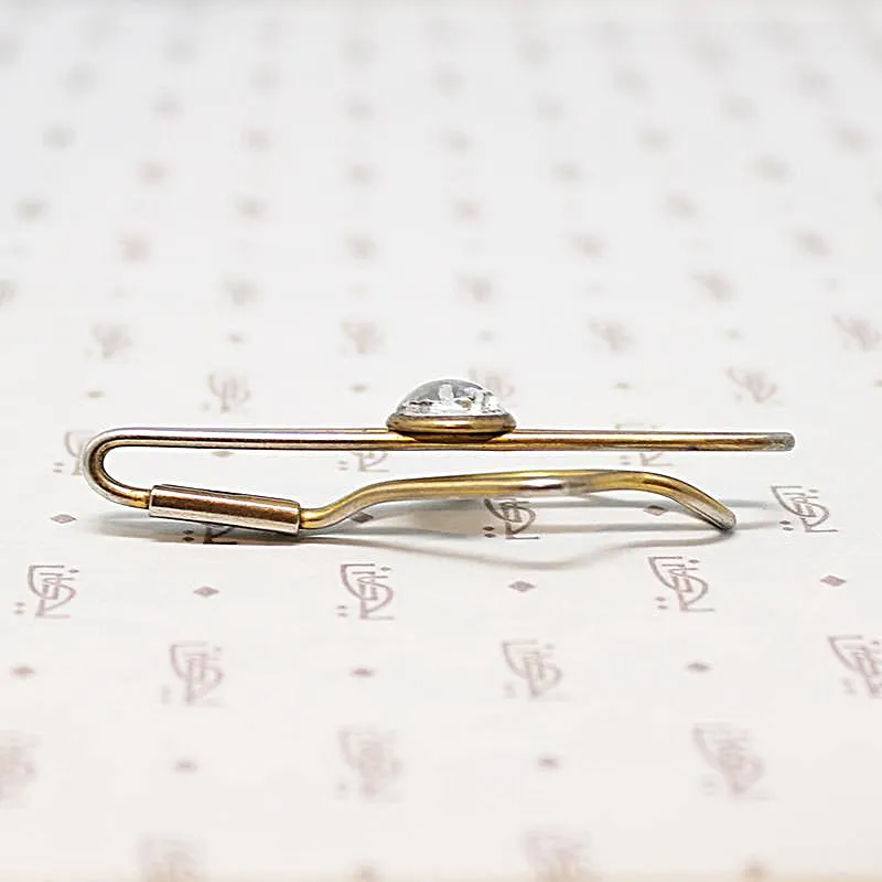 Sporty Golf Reverse Painted Crystal Tie Bar