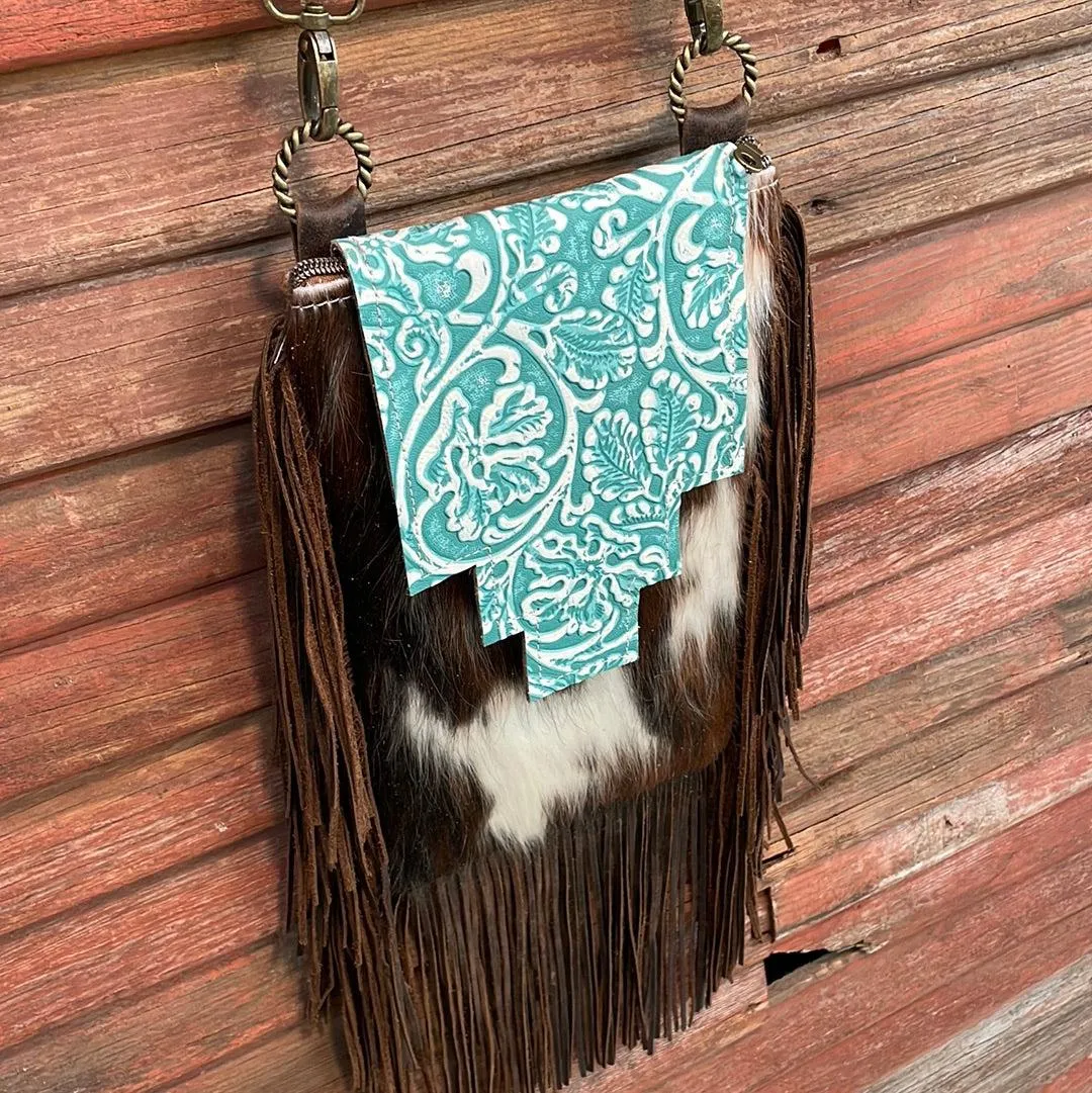 Tammy - Tricolor w/ Turquoise Sand Tool Flap