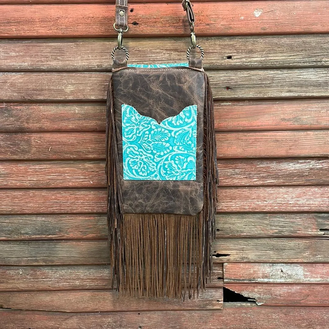 Tammy - Tricolor w/ Turquoise Sand Tool Flap