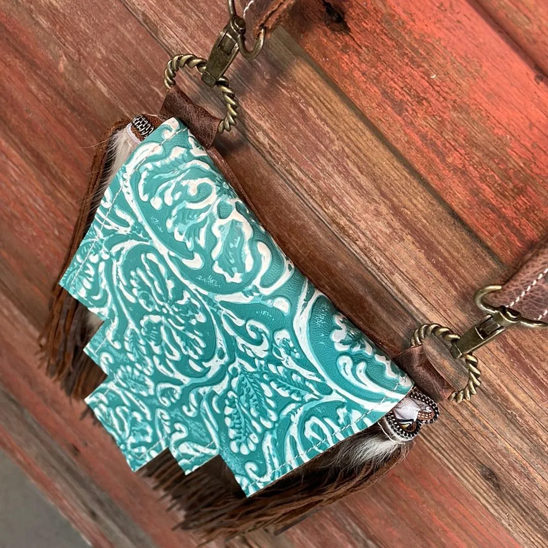 Tammy - Tricolor w/ Turquoise Sand Tool Flap