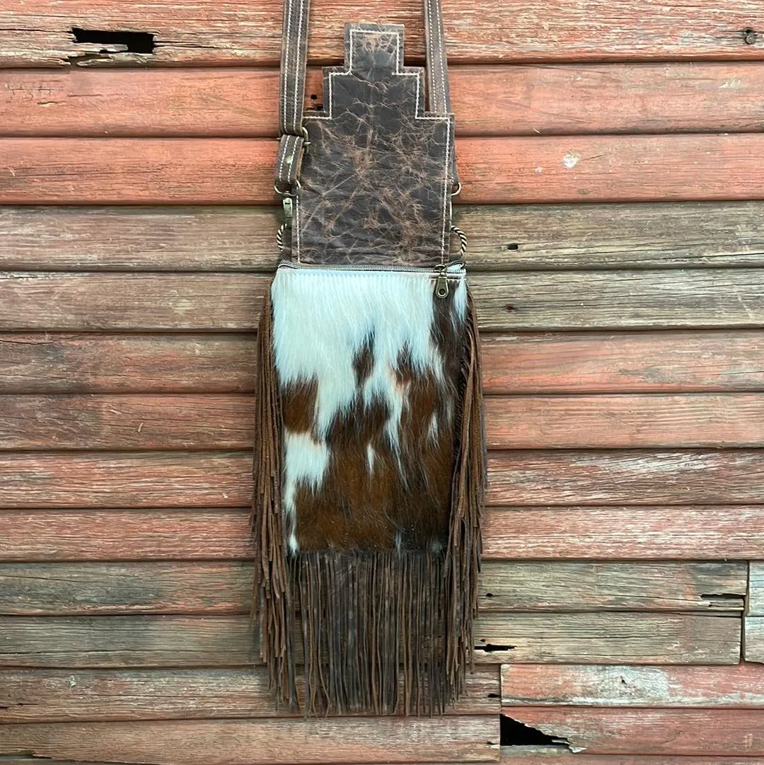 Tammy - Tricolor w/ Turquoise Sand Tool Flap