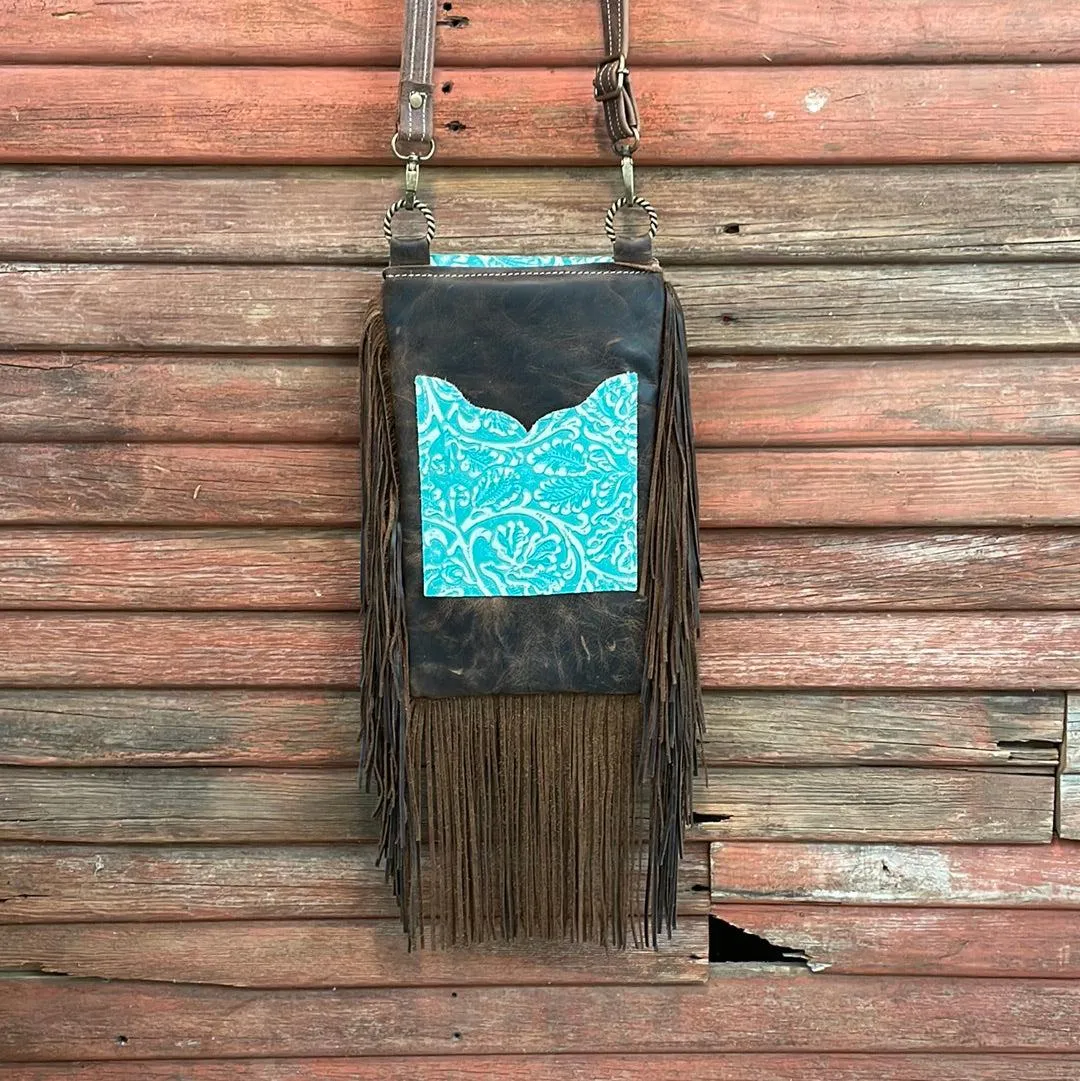Tammy - Tricolor w/ Turquoise Sand Tool Flap