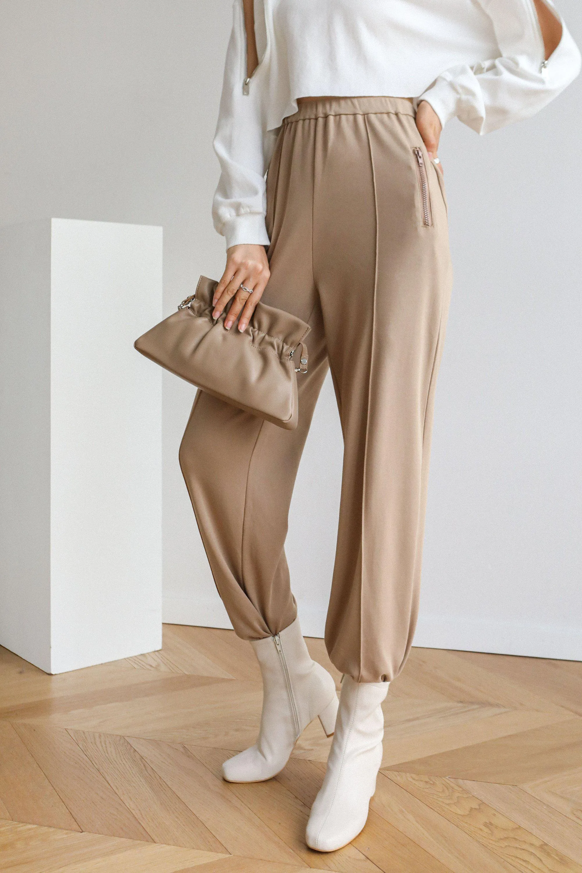 Tess Gathered Shoulder Bag - Brown