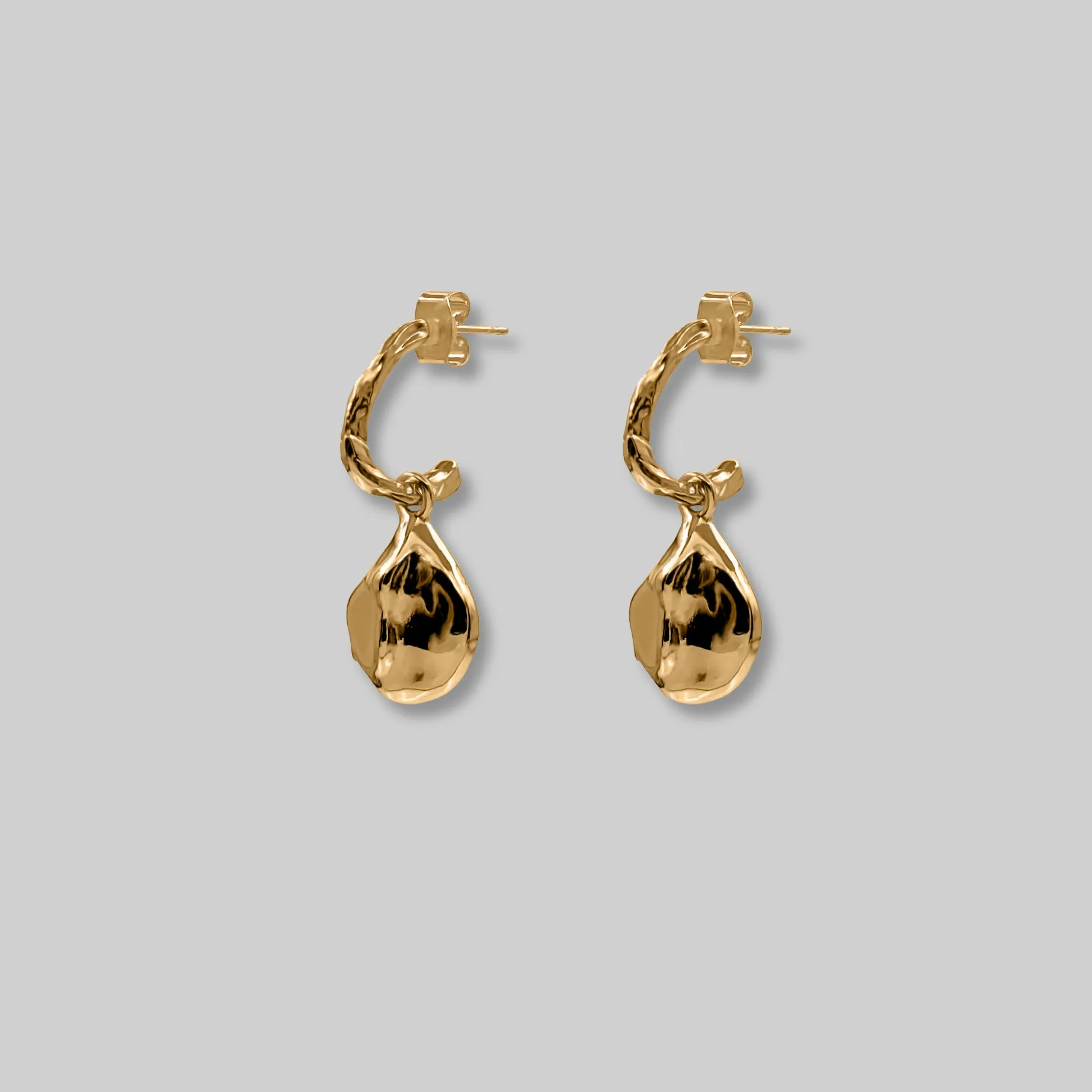 Tiny Wrinkle Teardrop Post Earrings