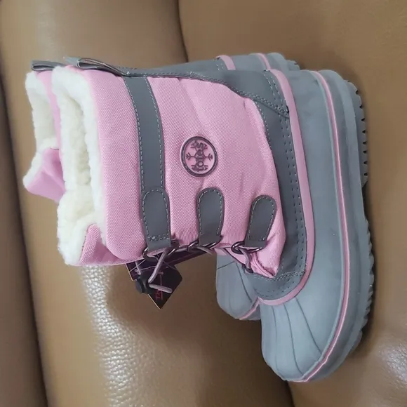 Totes Kids- very warm boots in gray/pink