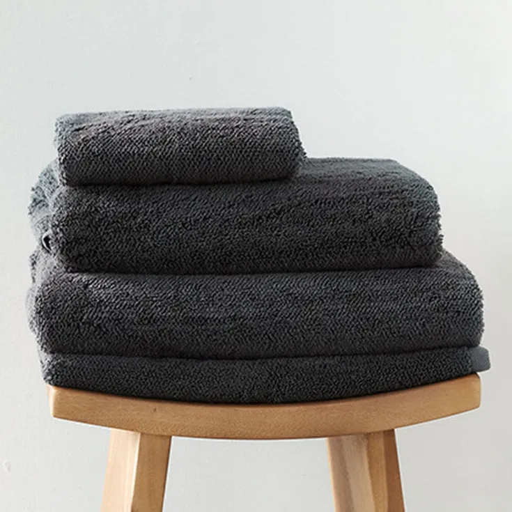 Urban Oasis Aydin Bath Towel Woodland Gray