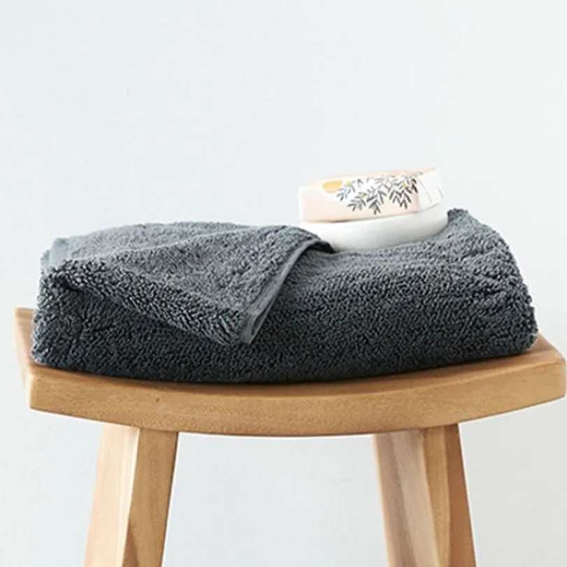 Urban Oasis Aydin Bath Towel Woodland Gray