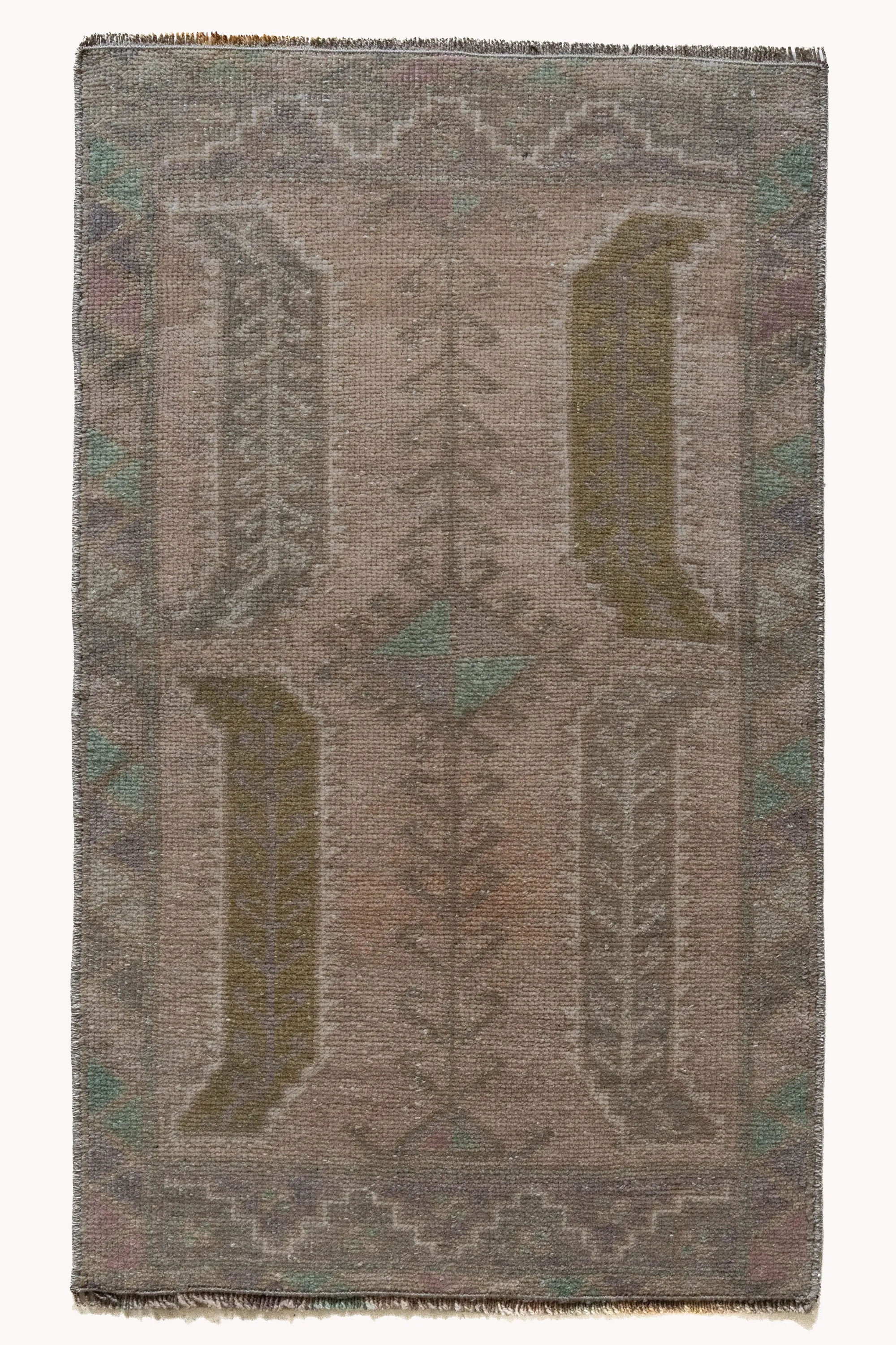 Vintage Turkish Mini Rug No. 543 | 1'9 x 2'10