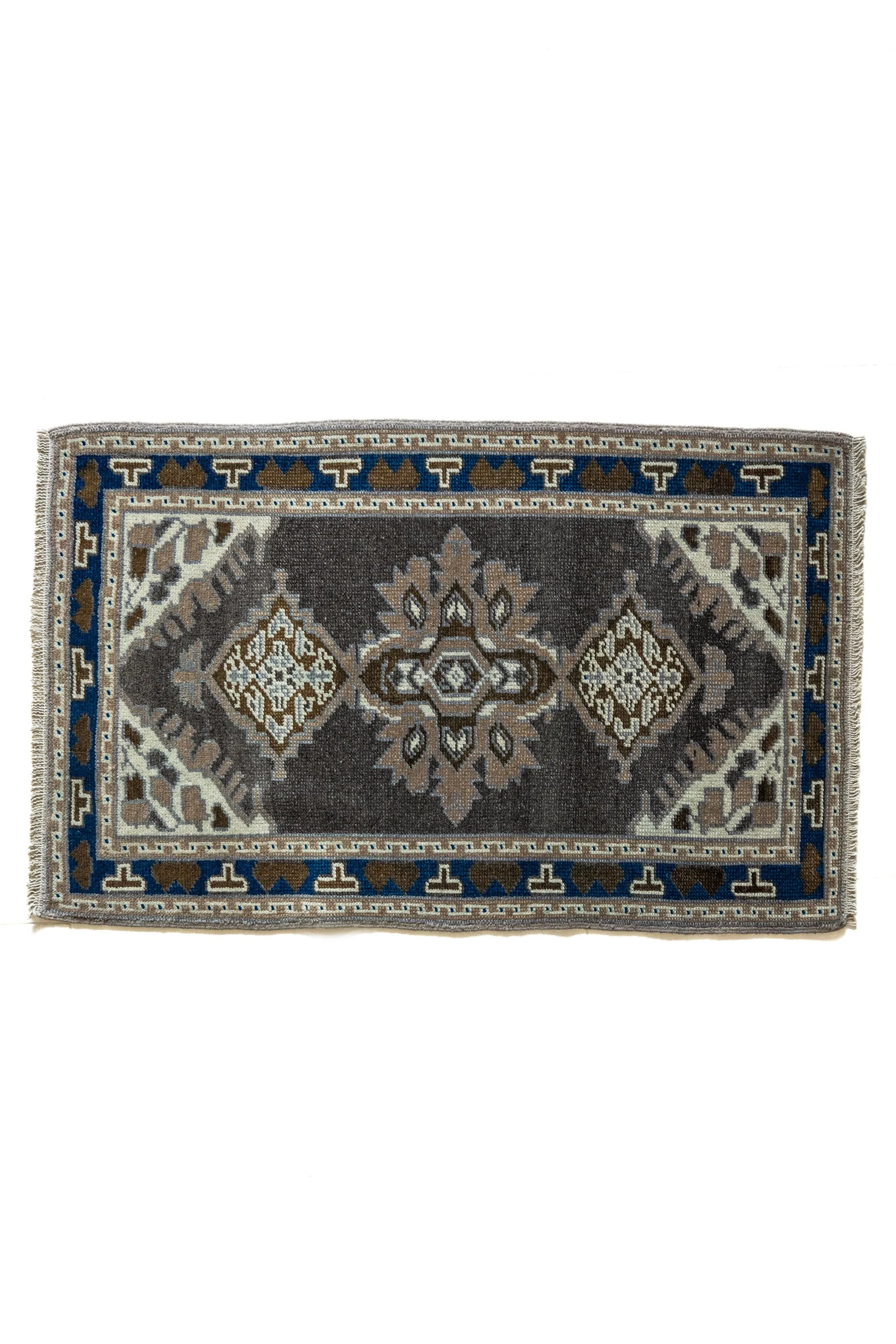 Vintage Turkish Mini Rug No. 546 | 1'11 x 3'2