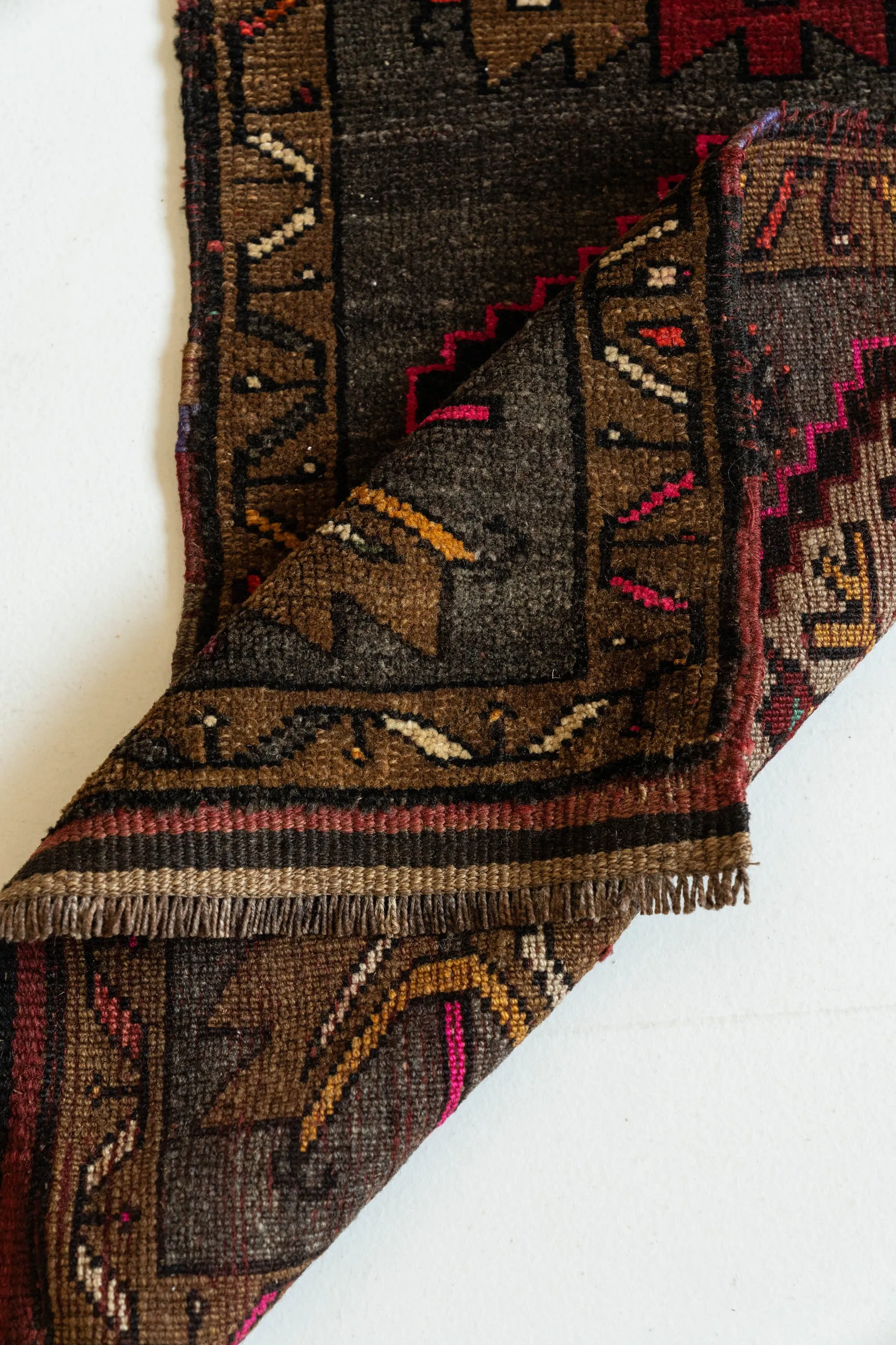 Vintage Turkish Mini Rug No. 613 | 1'9 x 3'3