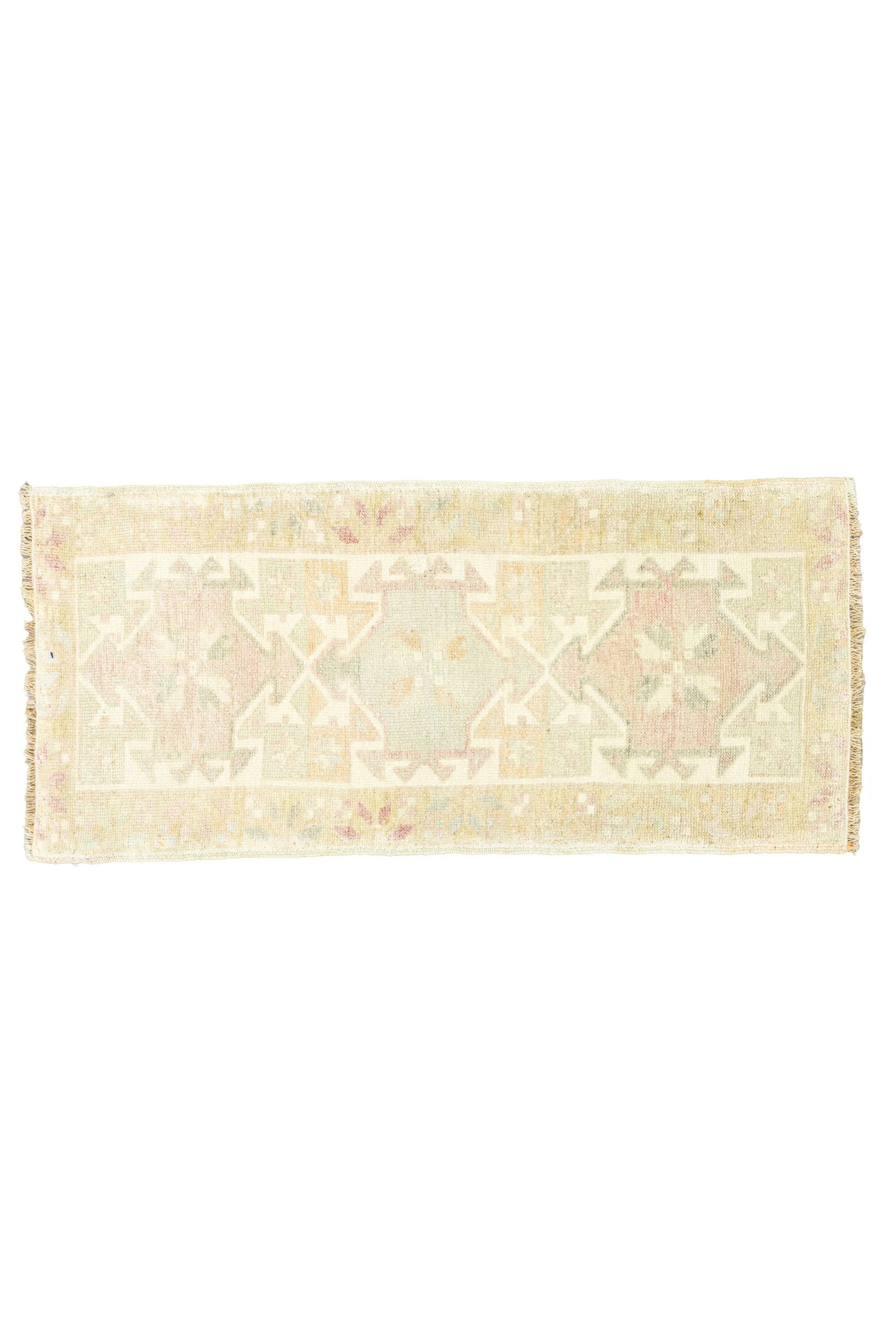 Vintage Turkish Mini Rug No. 663 | 1'6 x 3'3