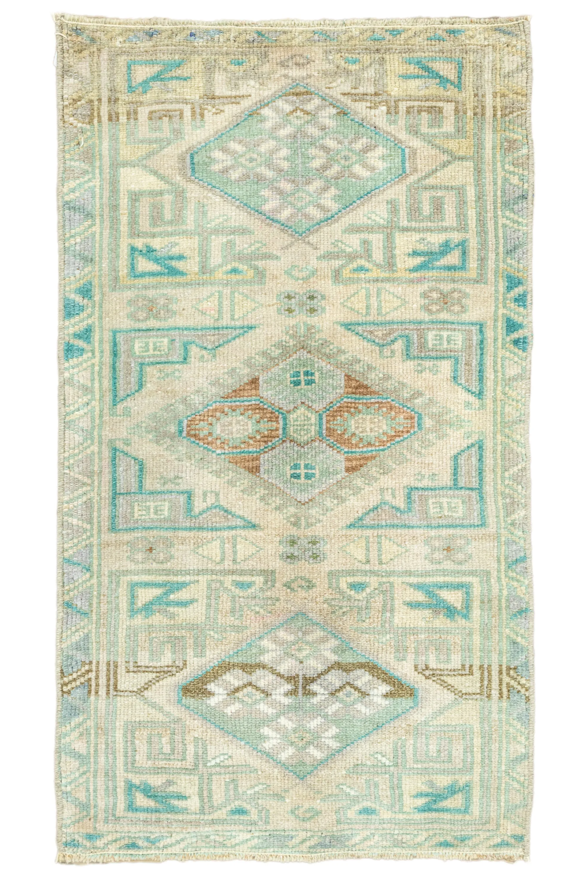 Vintage Turkish Mini Rug No. 679 | 1'8 x 3'