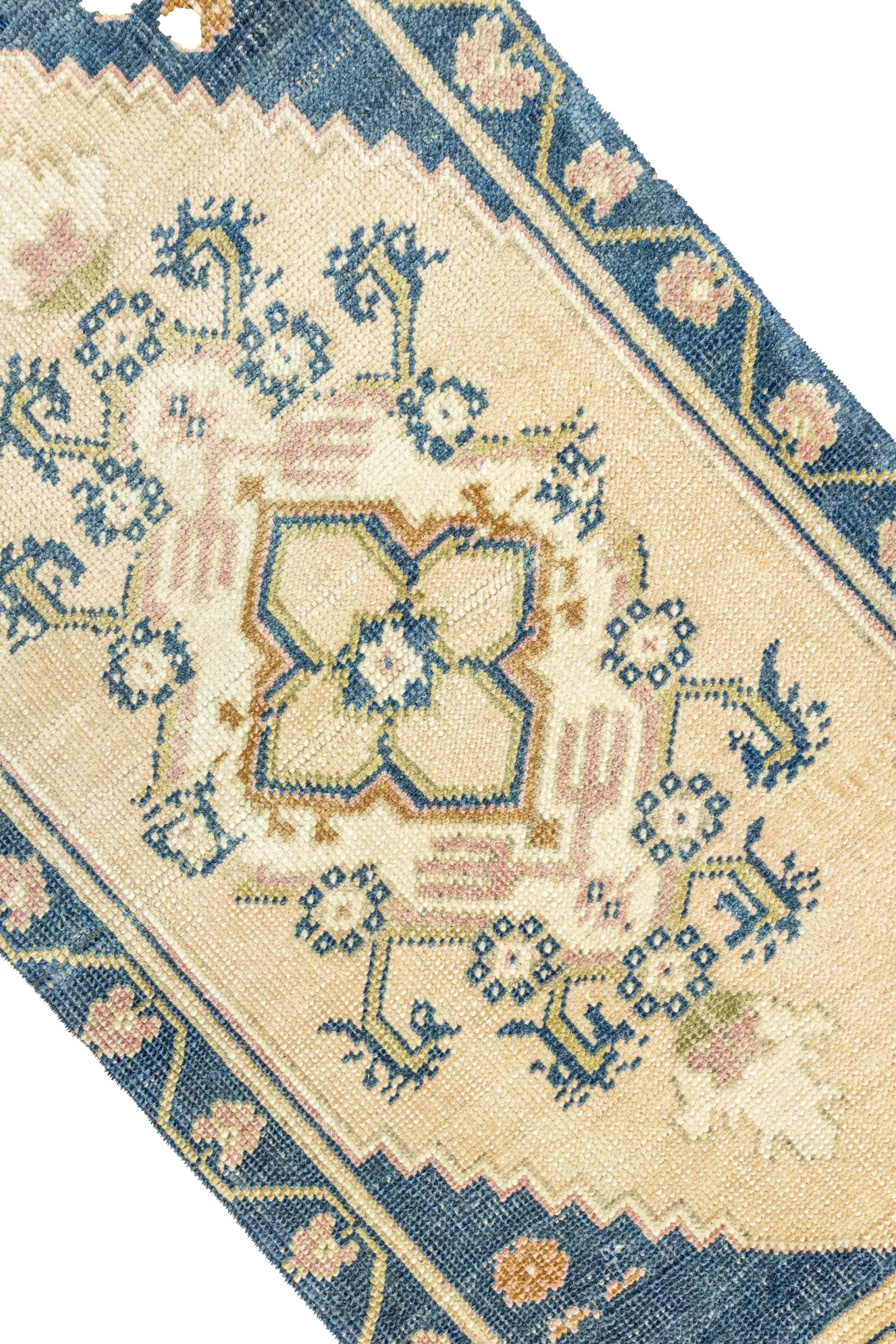 Vintage Turkish Mini Rug No. 692 | 1'8 x 3'7