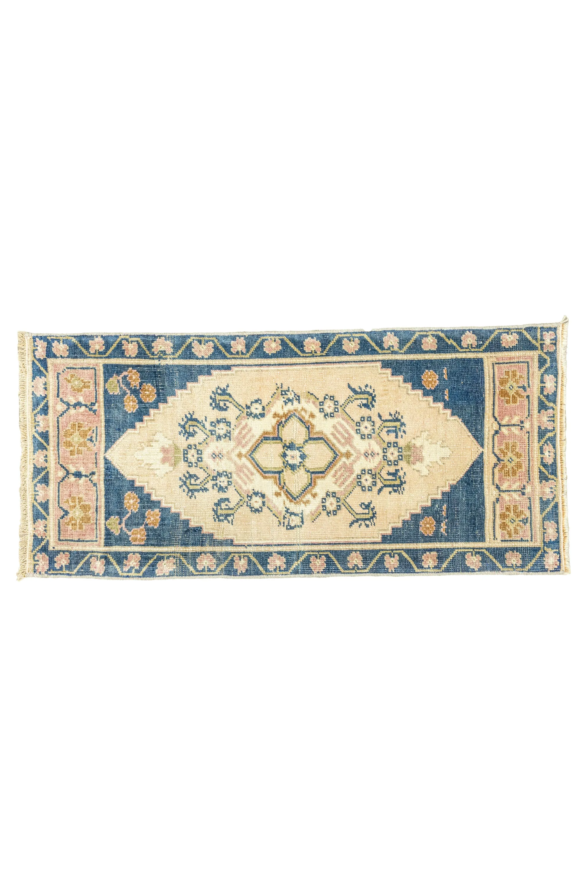 Vintage Turkish Mini Rug No. 692 | 1'8 x 3'7