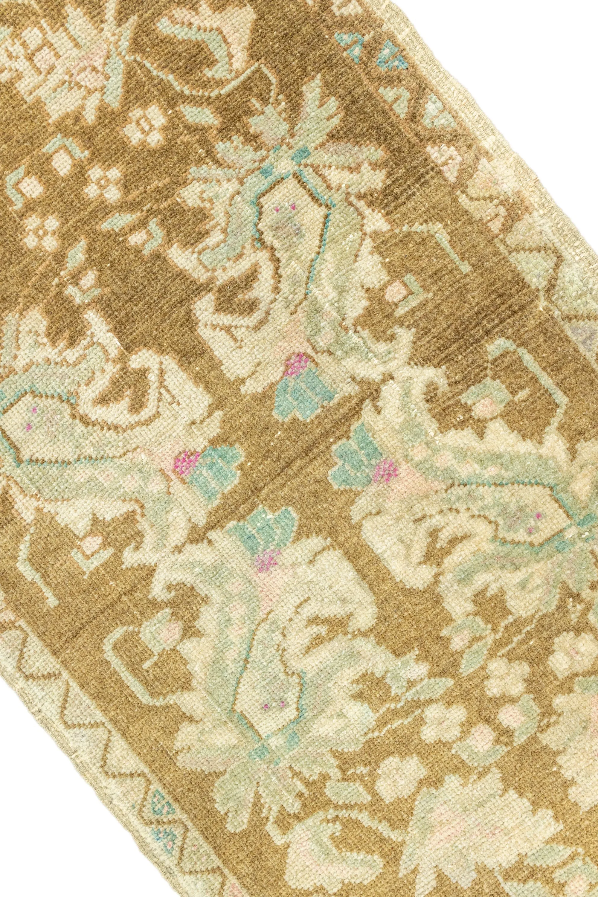 Vintage Turkish Mini Rug No. 698 | 1'7 x 2'9