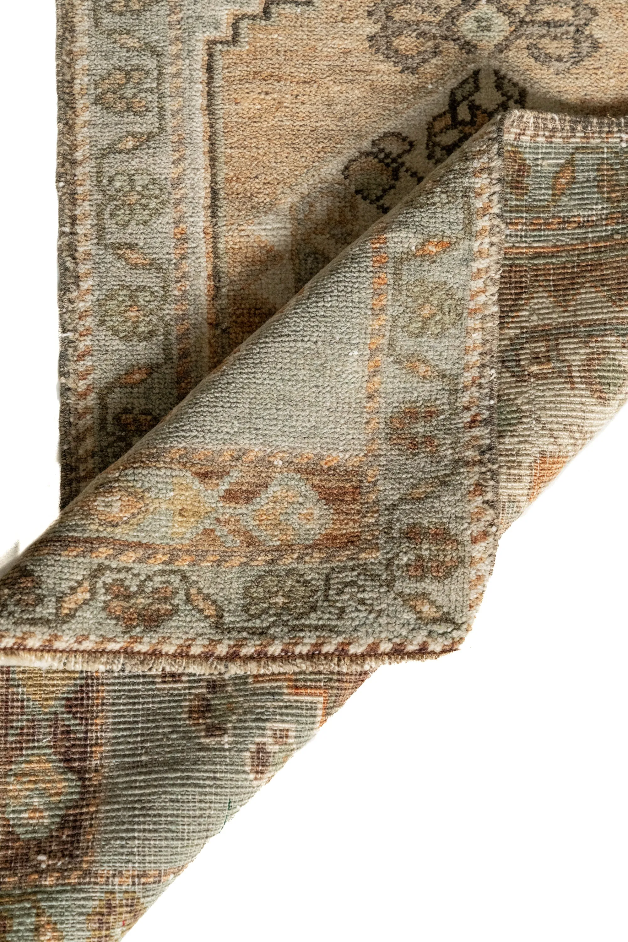 Vintage Turkish Mini Rug No. 716 | 1'9 x 3'