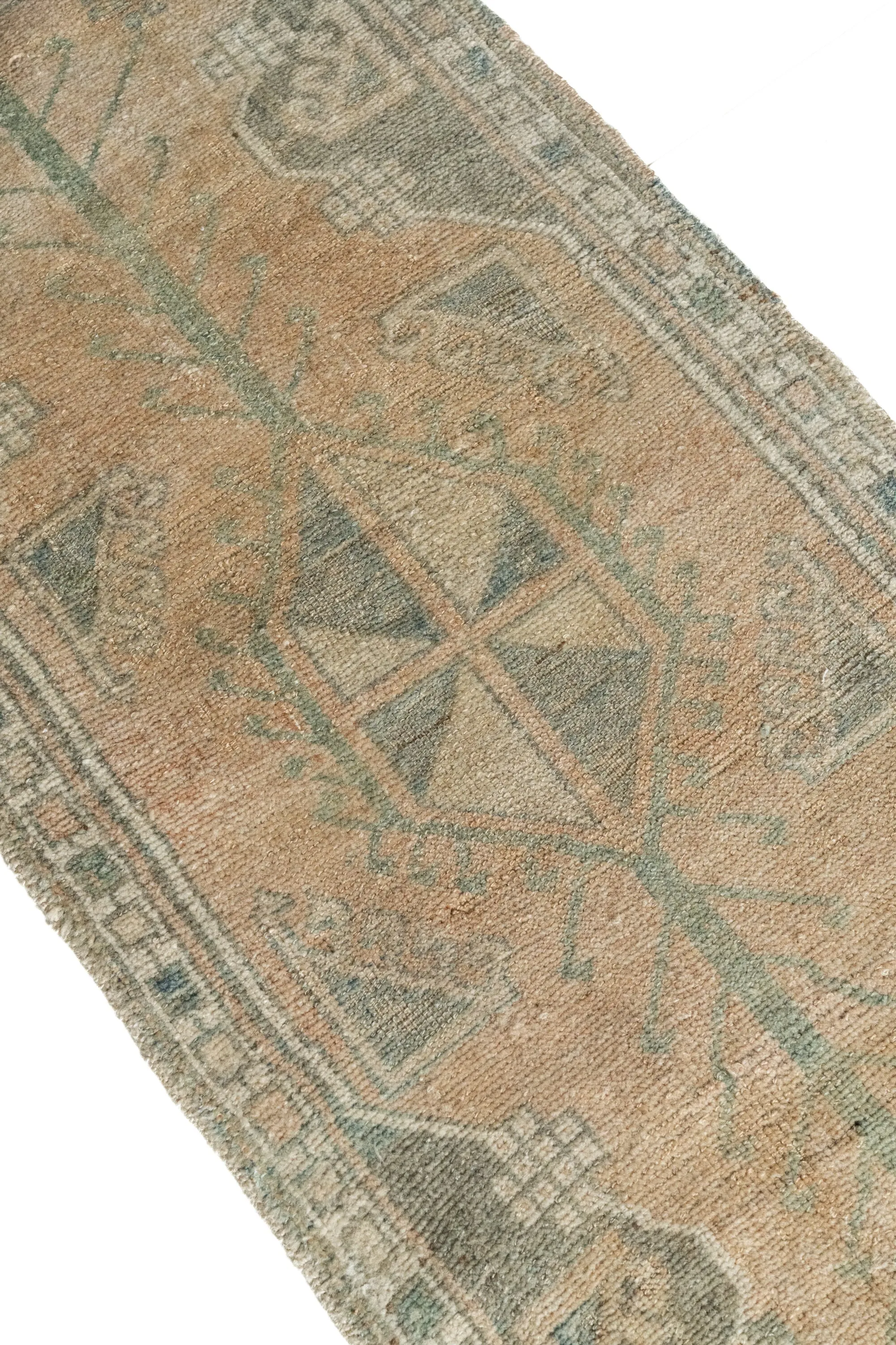 Vintage Turkish Mini Rug No. 725 | 1'9 x 4'1