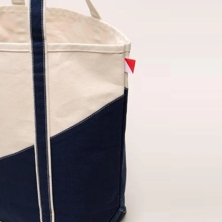 Women Large Contemporary Boat Bag