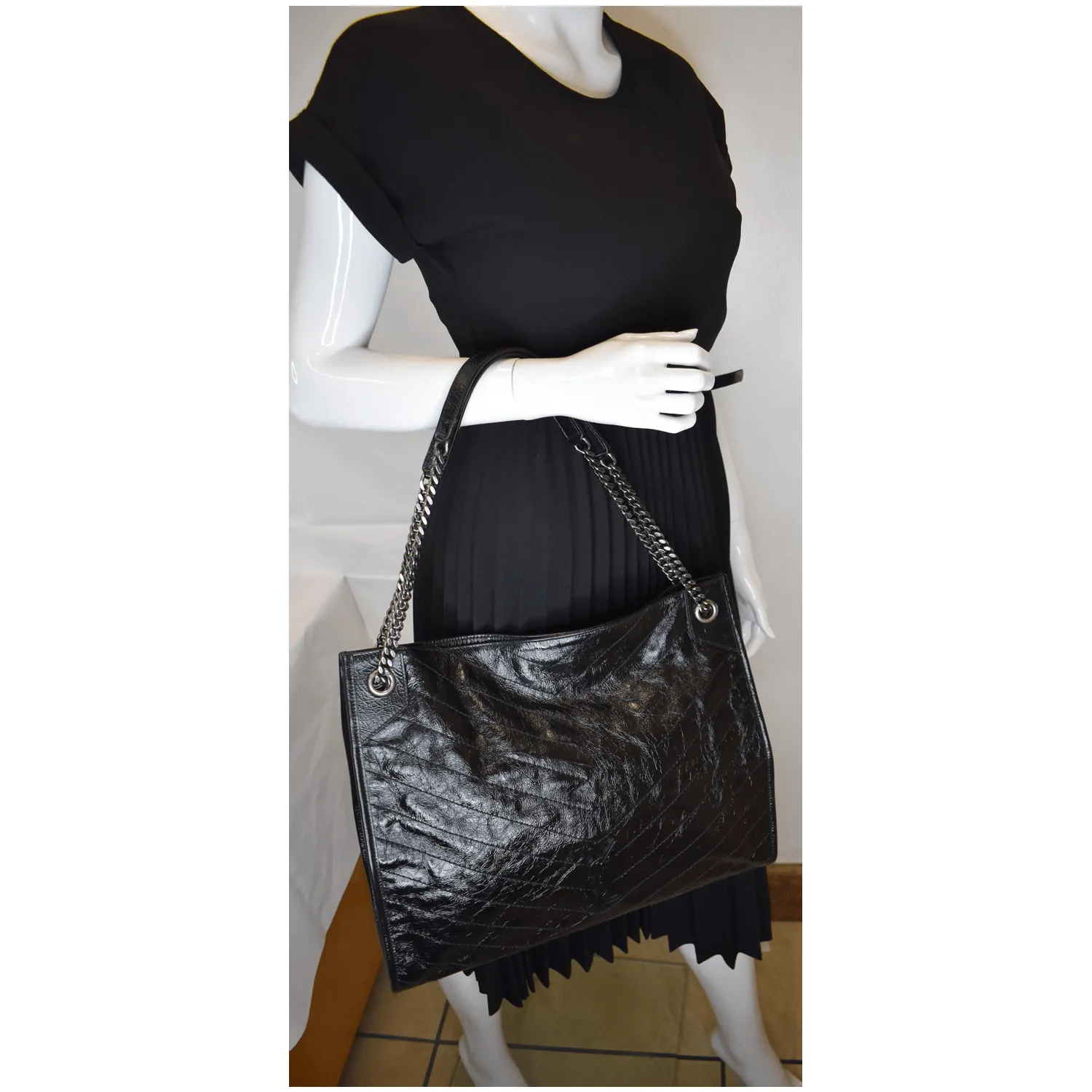 YVES SAINT LAURENT Niki Large Crinkle Leather Shopper Tote Bag Black
